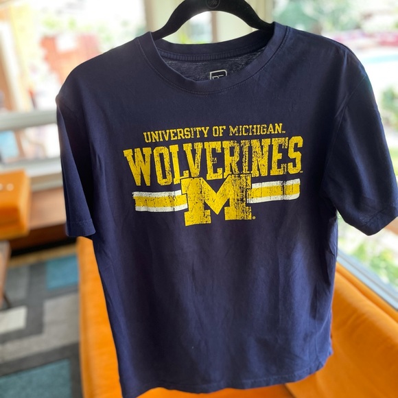 University of Michigan, T shirt, Youth medium, Excellent Condition - Picture 4 of 12